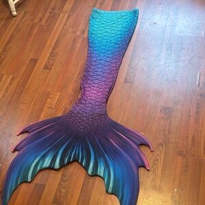 Fairy Fuchsia Whimsy Fantasea Tail (and mono fin)